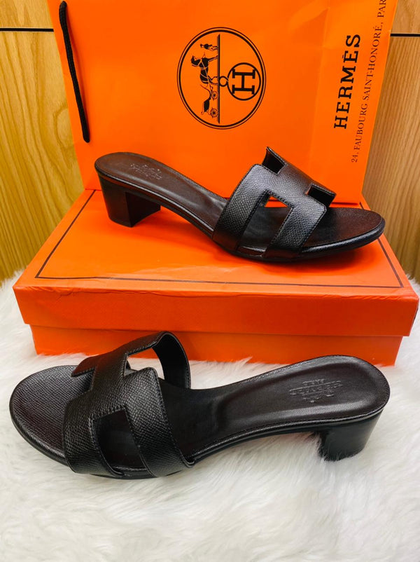 H Oasis Sandals