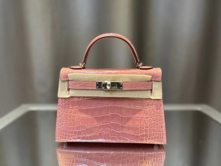 hermes crocodile design