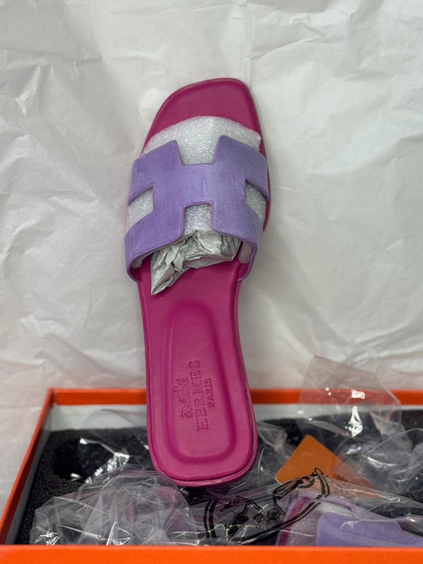 H Suede Flat Slippers