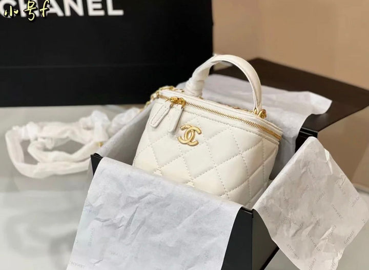 CH Leather CC Vanity Case Bag With Handle & Mirror - Saadstore